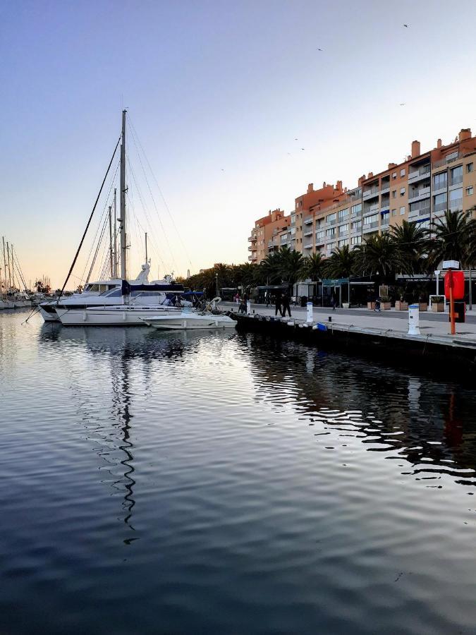 50 M2 - Le Port, Hyeres Leilighet Eksteriør bilde
